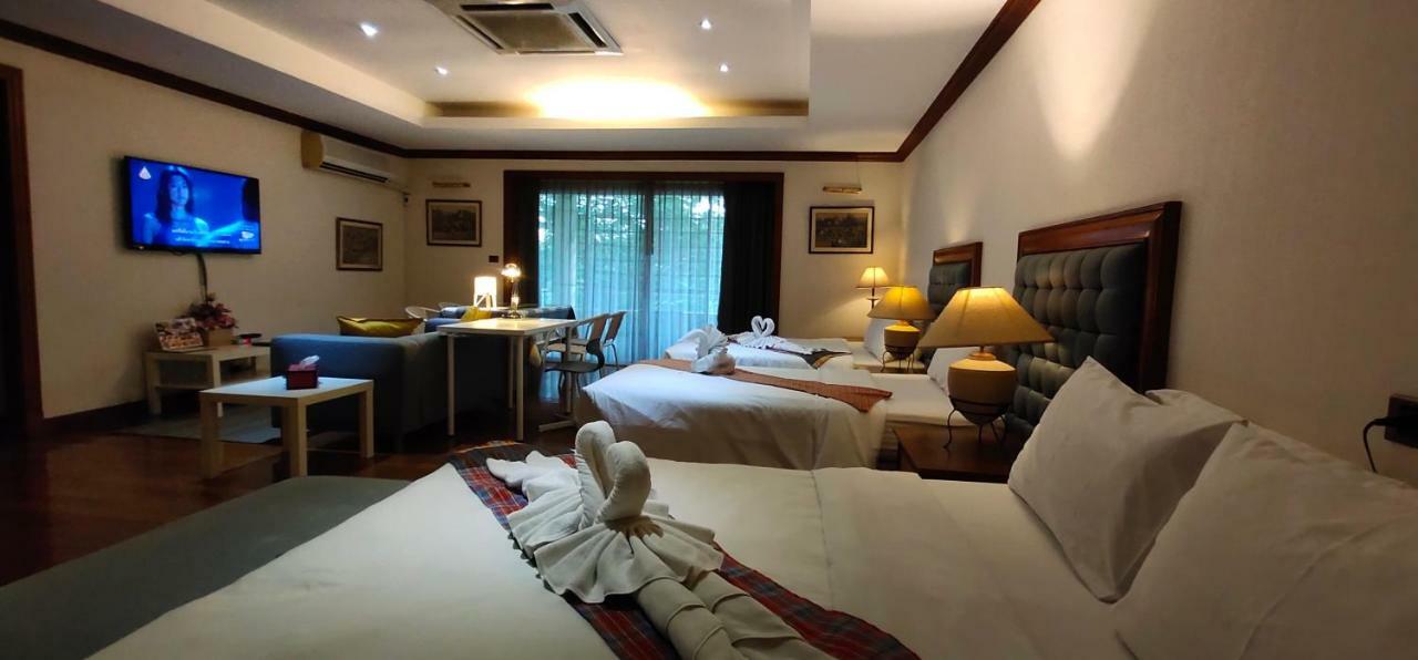 Asias Boutique Club /The Homestays Rangsit Bagian luar foto