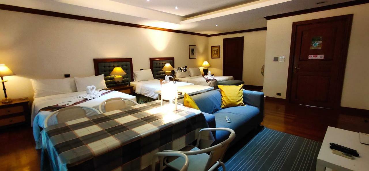 Asias Boutique Club /The Homestays Rangsit Bagian luar foto