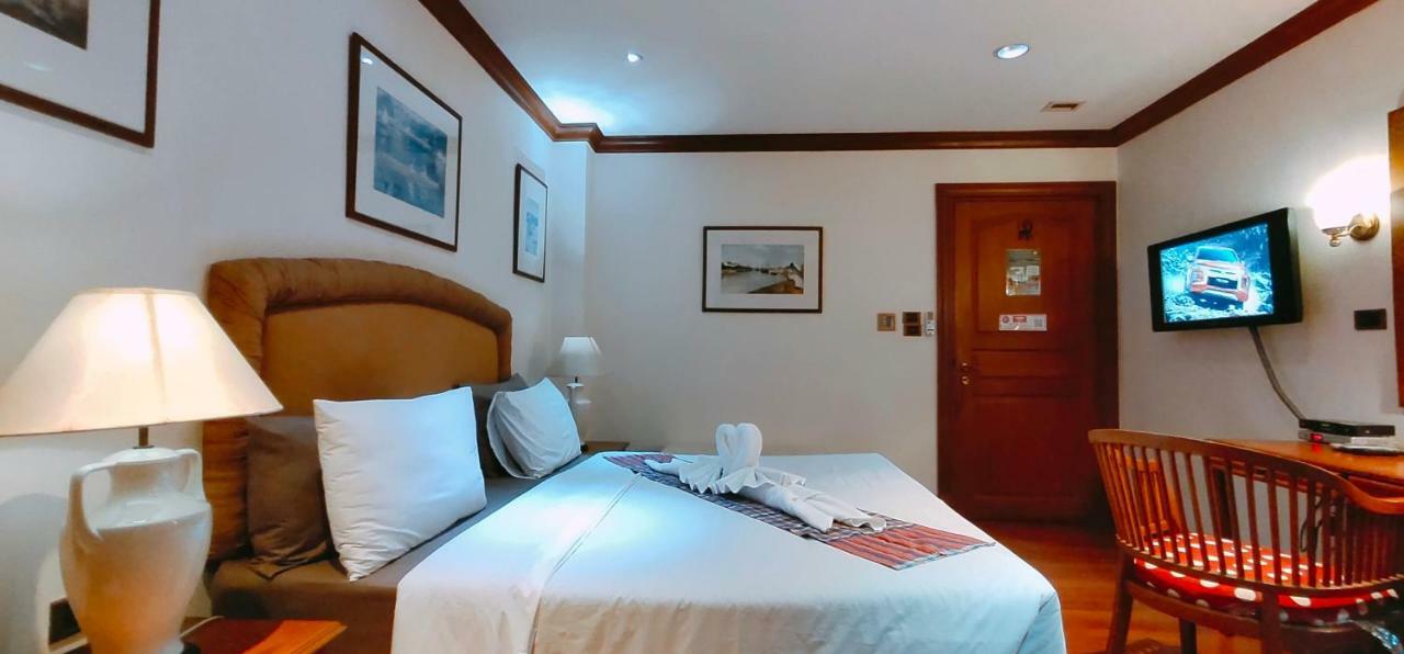 Asias Boutique Club /The Homestays Rangsit Bagian luar foto