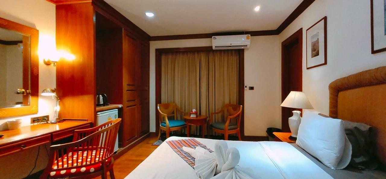 Asias Boutique Club /The Homestays Rangsit Bagian luar foto