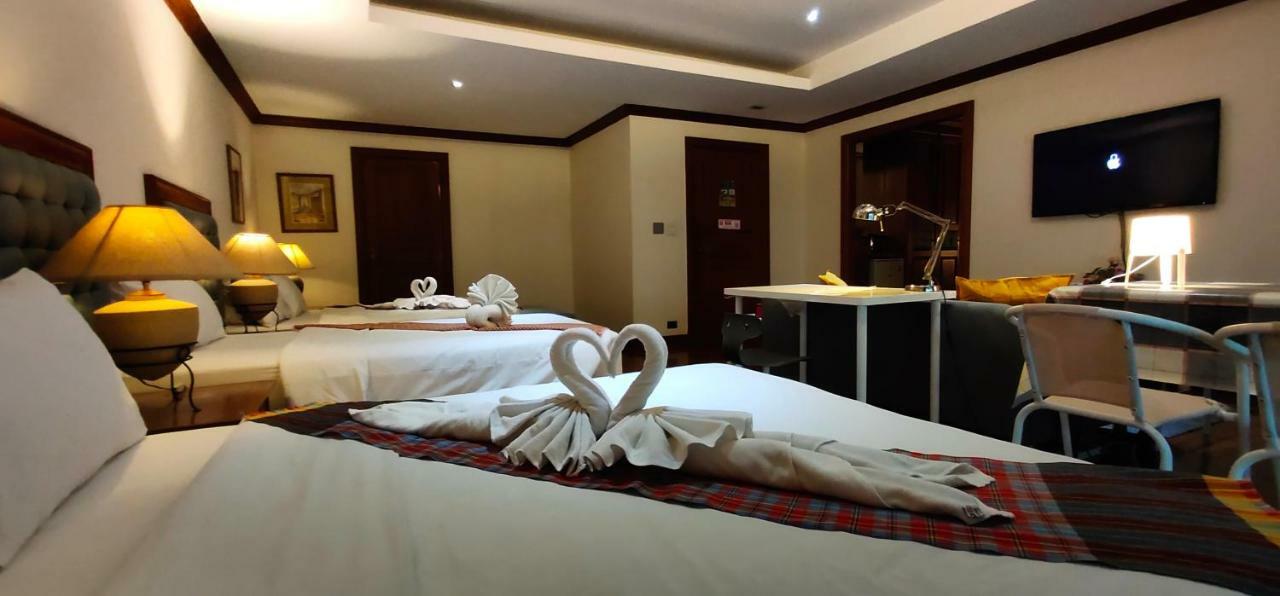 Asias Boutique Club /The Homestays Rangsit Bagian luar foto
